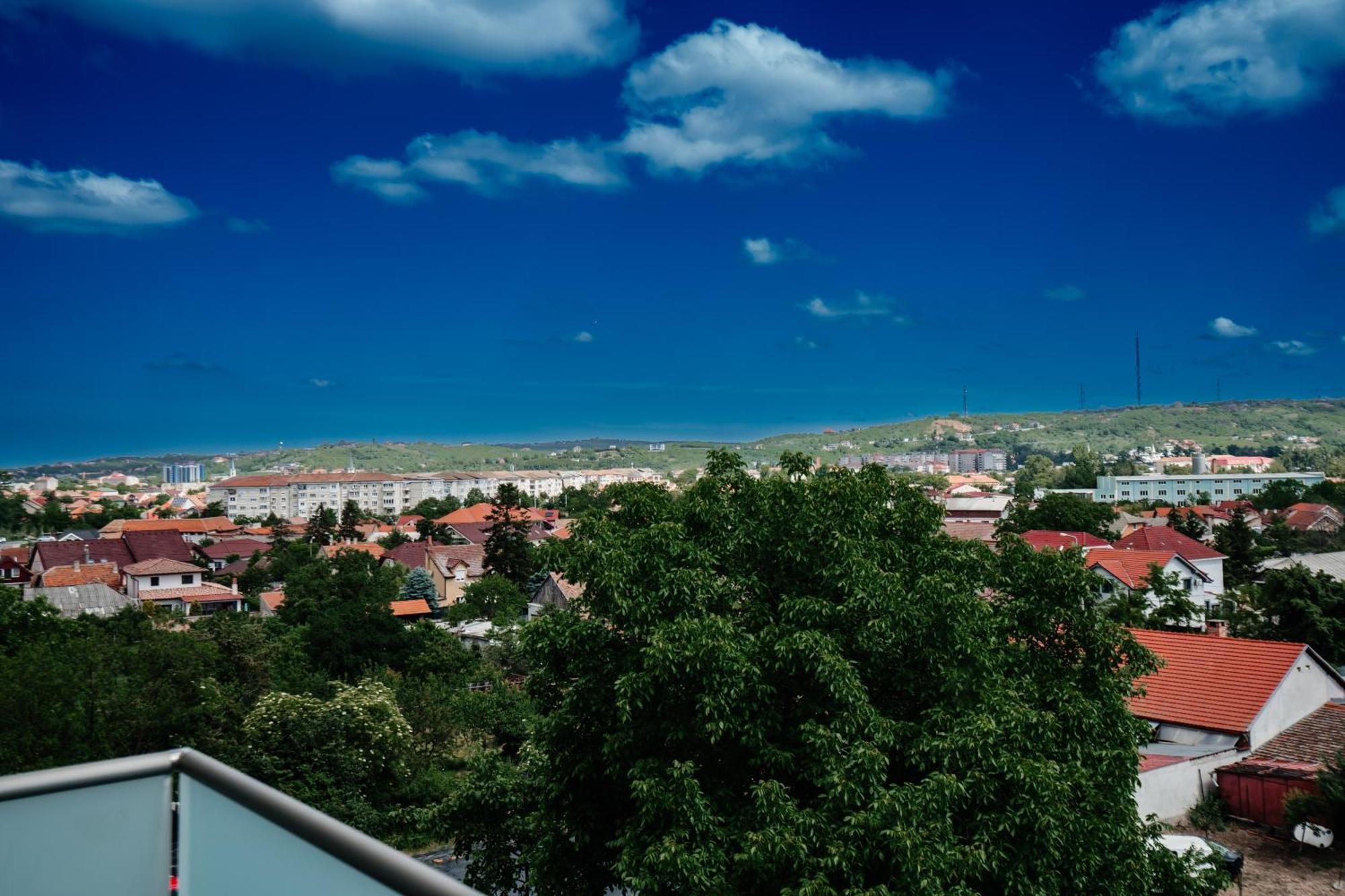 Sunrise View Apartment Oradea Exterior photo